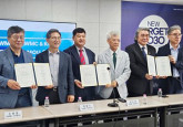 세 기관 대표들이 업무협약을 마치고 기념사진을 찍고 있다.                  ⓒ데일리굿뉴스 